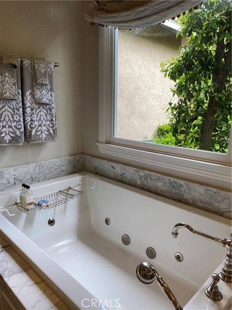 MLS #OC25250744 image #18