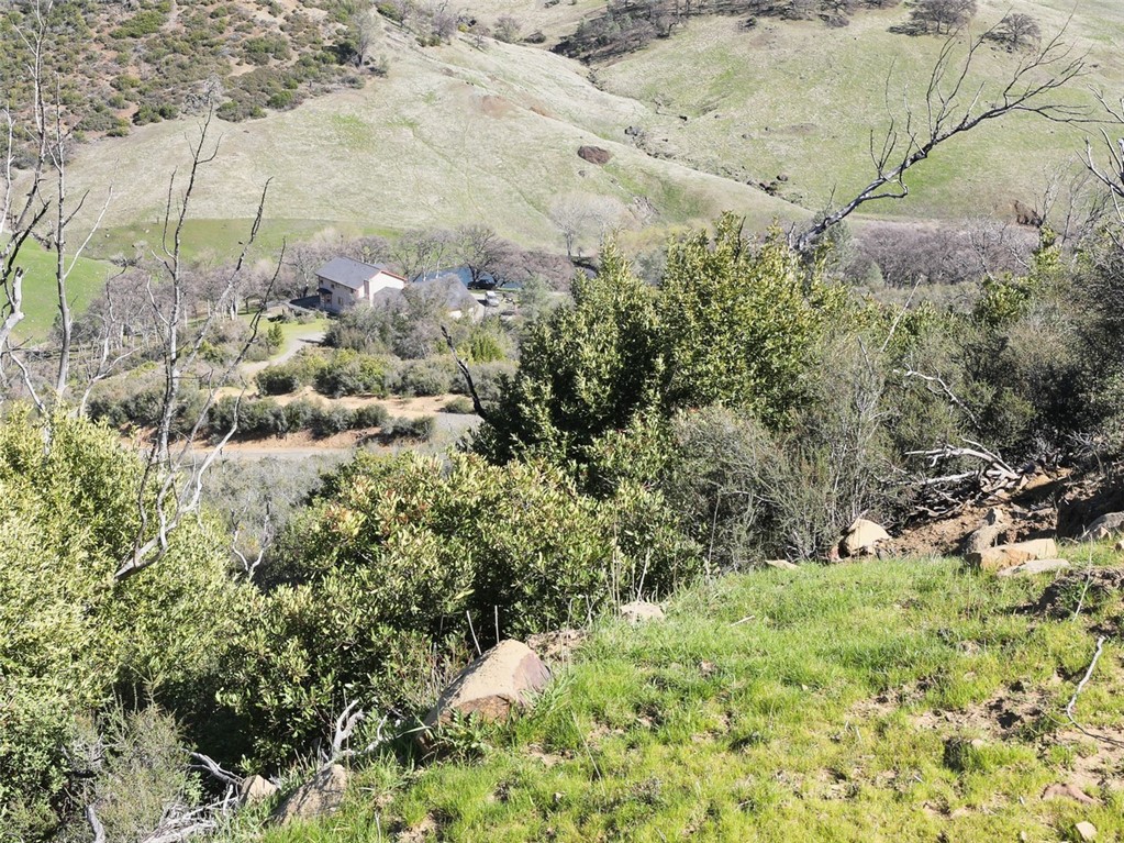 https://media.crmls.org/medias/fc2e0f2d-a7cb-44e2-b1a7-f1df63cdd132.jpg?preset=X-Large