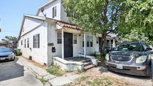138 W 60th Street, Los Angeles CA: https://media.crmls.org/medias/fc2eb2c9-5c9d-4172-855e-9c2cdc29af25.jpg