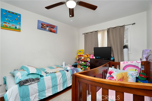 4220 W 165th Street, Lawndale CA: https://media.crmls.org/medias/fc301e97-e3e7-4a7e-978d-631d0ed68e04.jpg