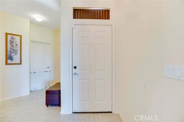 11096 Sandy Lane, Apple Valley CA: https://media.crmls.org/medias/fc307a00-db0e-4700-8203-43800cceeeb8.jpg