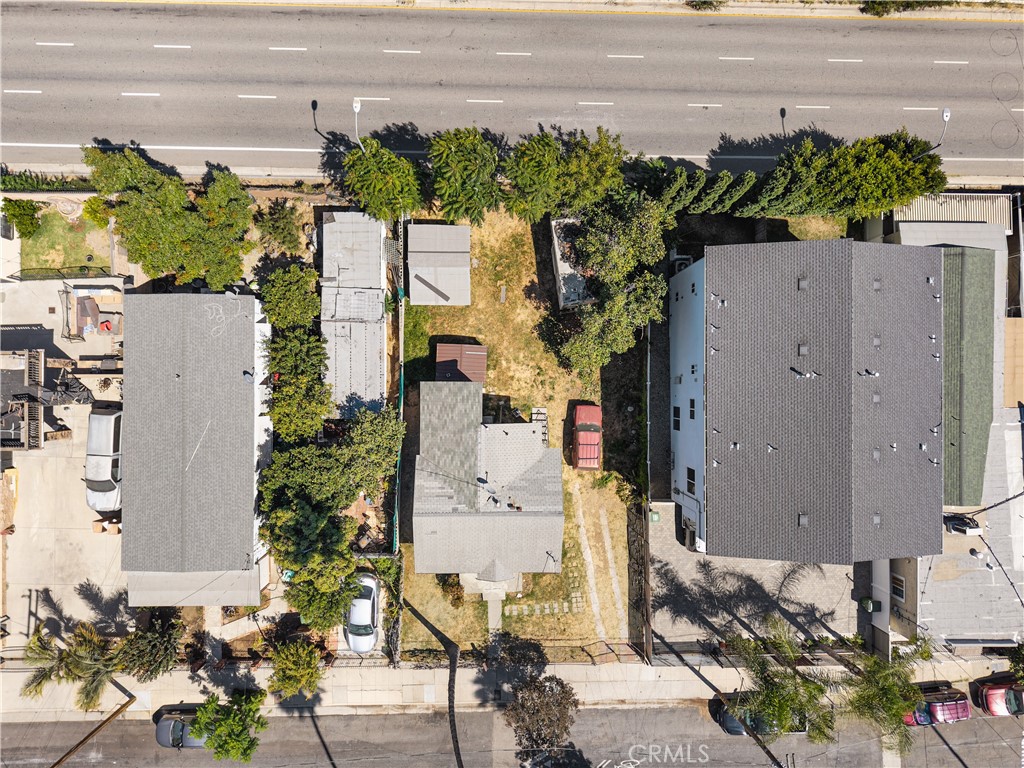 https://media.crmls.org/medias/fc3081e9-9bbf-4751-aa20-59c59aede9ec.jpg?preset=X-Large