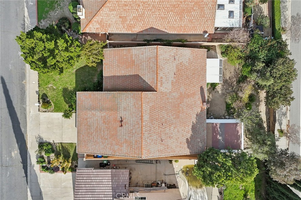 https://media.crmls.org/medias/fc30c9ef-3d6f-4032-899f-cc25fdca74af.jpg?preset=X-Large
