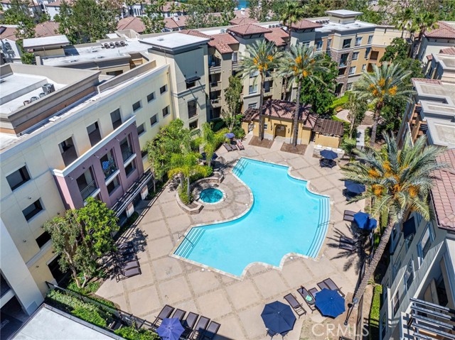 24595 Town Center Drive, Valencia CA: https://media.crmls.org/medias/fc3139b3-2c7f-43d3-a8f9-46851128f67d.jpg