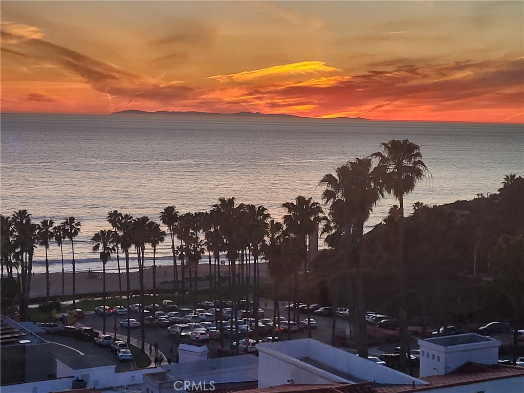 https://media.crmls.org/medias/fc314ba4-2dac-4570-87ee-e536310a321d.jpg?preset=X-Large