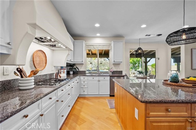 25865 Tulip Grove Street, Stevenson Ranch CA: https://media.crmls.org/medias/fc32f742-8918-4715-b3fd-fd9d3361a5b6.jpg