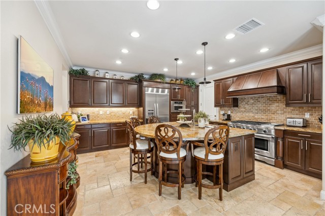 8356 Noelle Drive, Huntington Beach CA: https://media.crmls.org/medias/fc336deb-7416-4cb8-af6a-862bbd2e9c2e.jpg