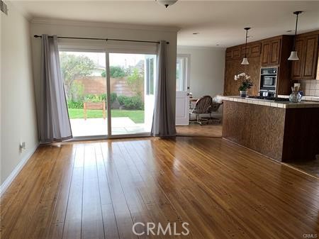 Detail Gallery Image 3 of 16 For 22815 Elm Ave, Torrance,  CA 90505 - 4 Beds | 2 Baths