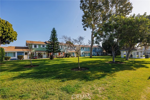 Detail Gallery Image 19 of 35 For 10220 Holburn, Huntington Beach,  CA 92646 - 1 Beds | 1 Baths