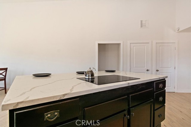 Detail Gallery Image 8 of 75 For 9255 Fortuna Ave, Yucca Valley,  CA 92284 - 3 Beds | 3 Baths