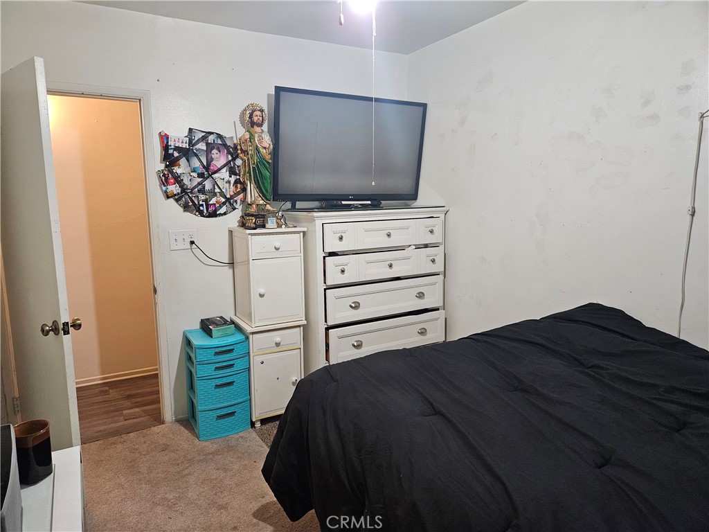 https://media.crmls.org/medias/fc356898-831e-4262-a87c-73b45a90c2c6.jpg?preset=X-Large