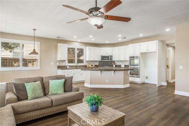 Detail Gallery Image 15 of 63 For 11838 Ashland Way, Yucaipa,  CA 92399 - 5 Beds | 4 Baths