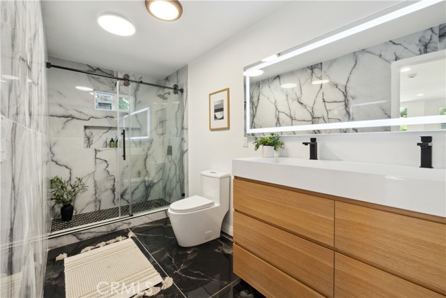1290 E Woodbury Road, Pasadena CA: https://media.crmls.org/medias/fc361060-6211-4412-a828-1dd32b2ec8be.jpg