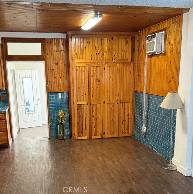 Detail Gallery Image 5 of 13 For 260 E South St, Long Beach,  CA 90805 - 2 Beds | 1 Baths