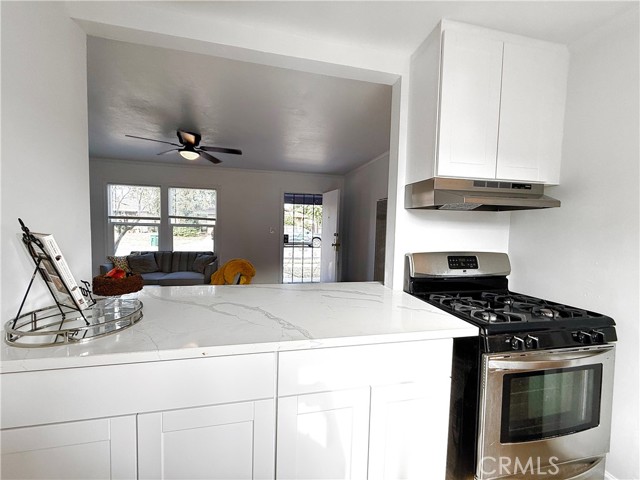 Detail Gallery Image 6 of 17 For 2207 N Sutter St, Stockton,  CA 95204 - – Beds | – Baths