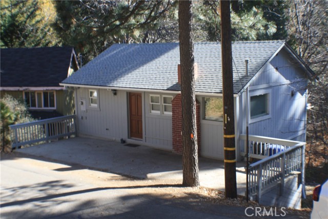 Detail Gallery Image 1 of 1 For 899 W Virginia Ct, Lake Arrowhead,  CA 92352 - 2 Beds | 1 Baths