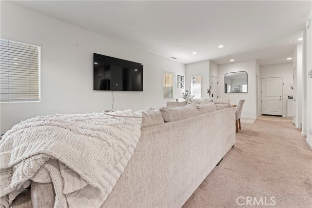 Detail Gallery Image 22 of 38 For 12704 Ironstone, Moreno Valley,  CA 92555 - 4 Beds | 2/1 Baths