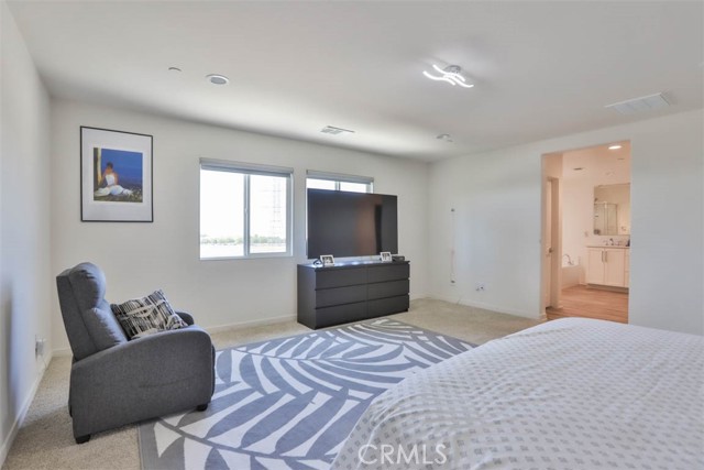 Detail Gallery Image 34 of 46 For 15765 Kings Peak Dr, Fontana,  CA 92336 - 5 Beds | 3 Baths
