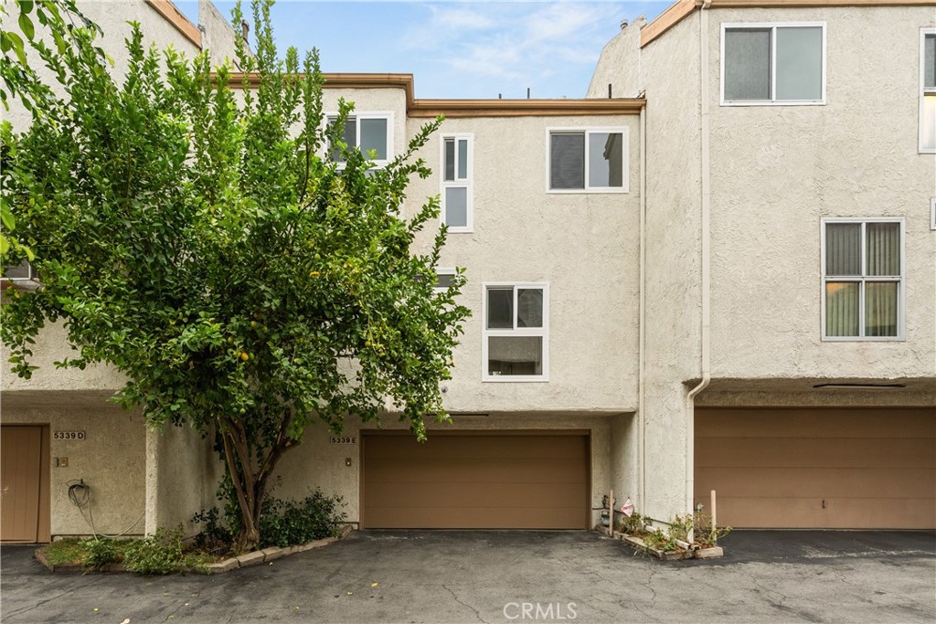 5339 Coldwater Canyon Avenue #E