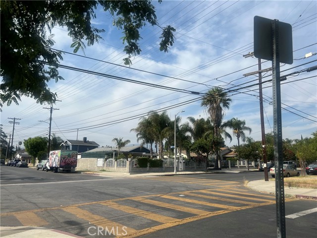 13154 Garber Street, Pacoima CA: https://media.crmls.org/medias/fc387160-d8b4-4dbd-b1b7-3e465646b693.jpg