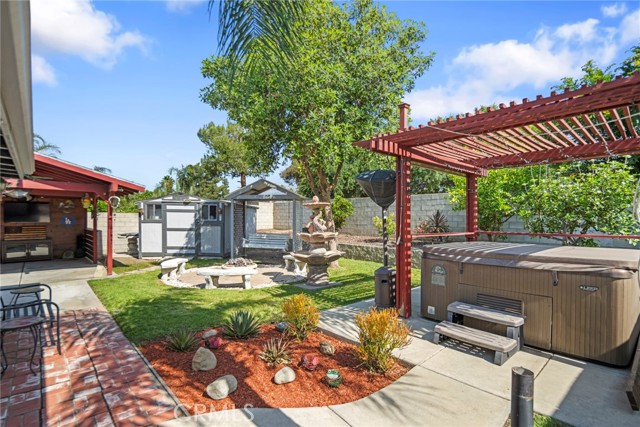 16080 San Jacinto Avenue, Fontana CA: https://media.crmls.org/medias/fc395de7-4720-4d81-9f20-3ce645cb30b6.jpg