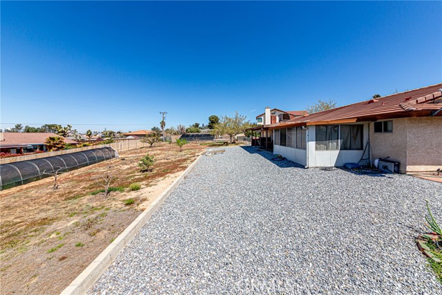 13154 Waco Dr, Apple Valley, CA 92308 Listing Photo  36