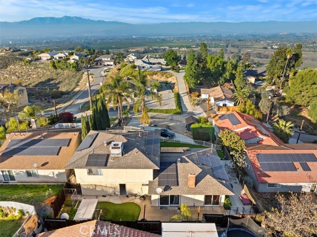 Detail Gallery Image 9 of 56 For 14119 El Mesa, Riverside,  CA 92503 - 3 Beds | 2/1 Baths