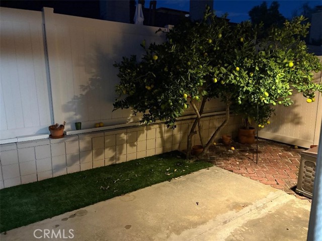 Detail Gallery Image 7 of 9 For 5945 Armaga Spring Rd #B,  Rancho Palos Verdes,  CA 90275 - 1 Beds | 1 Baths