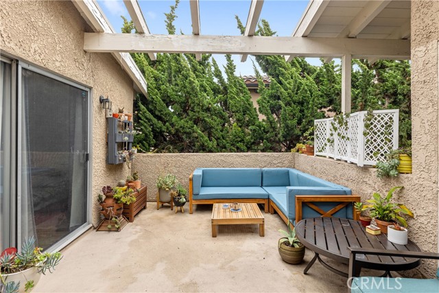 2312 Ruhland Avenue, Redondo Beach, California 90278, 3 Bedrooms Bedrooms, ,2 BathroomsBathrooms,Residential,Sold,Ruhland,SB22009677