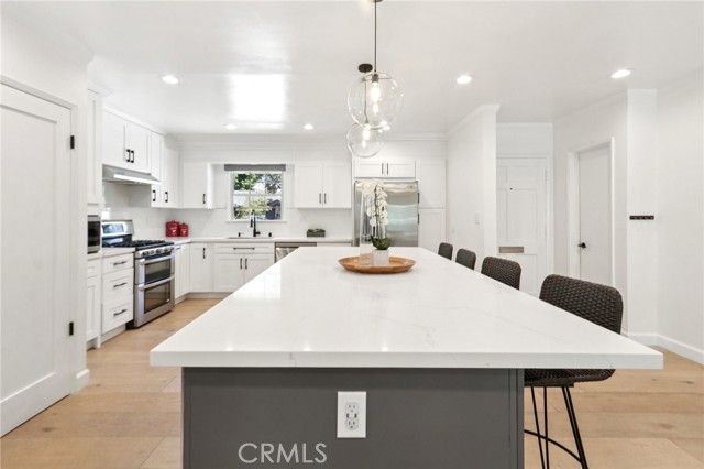 13340 Aetna Street, Valley Glen CA: https://media.crmls.org/medias/fc3ae71a-6167-4478-9dda-a9c86a9ce47a.jpg