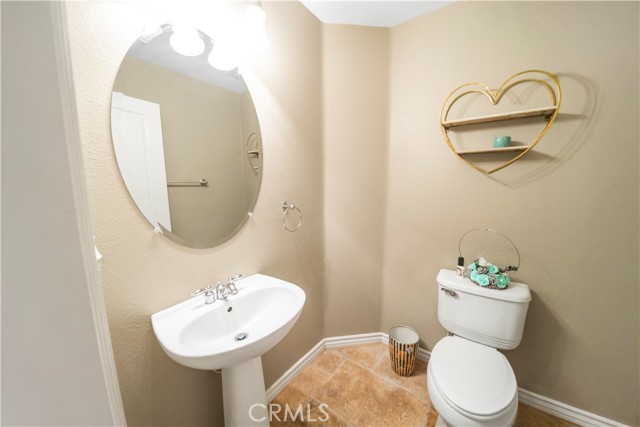 Detail Gallery Image 16 of 29 For 34274 Deergrass Way, Lake Elsinore,  CA 92532 - 3 Beds | 2/1 Baths