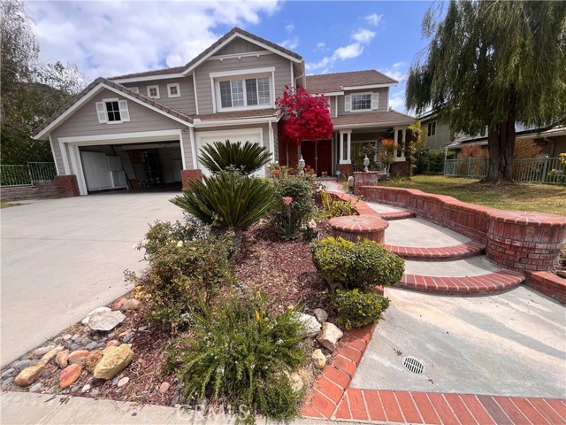 Detail Gallery Image 2 of 58 For 24633 Stagg St, West Hills,  CA 91304 - 5 Beds | 3 Baths