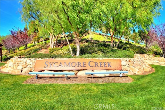 24939 Coral Canyon Road, Corona CA: https://media.crmls.org/medias/fc3e2bb0-b5c3-4e7b-881d-e556be6f879b.jpg