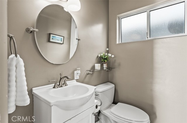 Detail Gallery Image 21 of 46 For 284 Chiquita, Laguna Beach,  CA 92651 - 4 Beds | 2/2 Baths