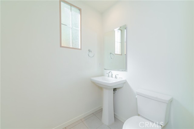 Detail Gallery Image 12 of 27 For 113 Messenger, Irvine,  CA 92618 - 3 Beds | 2/1 Baths