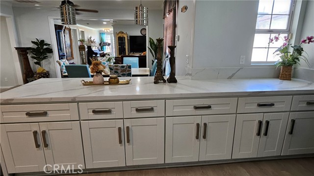 Detail Gallery Image 16 of 44 For 17912 Gridley Rd, Artesia,  CA 90701 - 4 Beds | 3 Baths