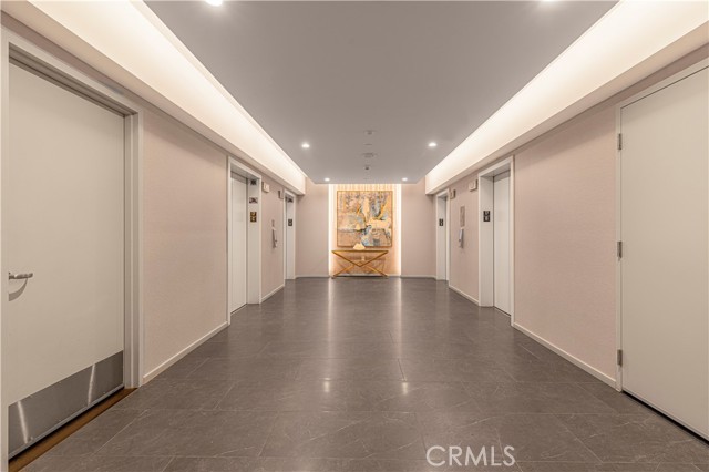 877 Francisco Street, Los Angeles CA: https://media.crmls.org/medias/fc410981-6ffd-4424-8030-c488dedc4151.jpg