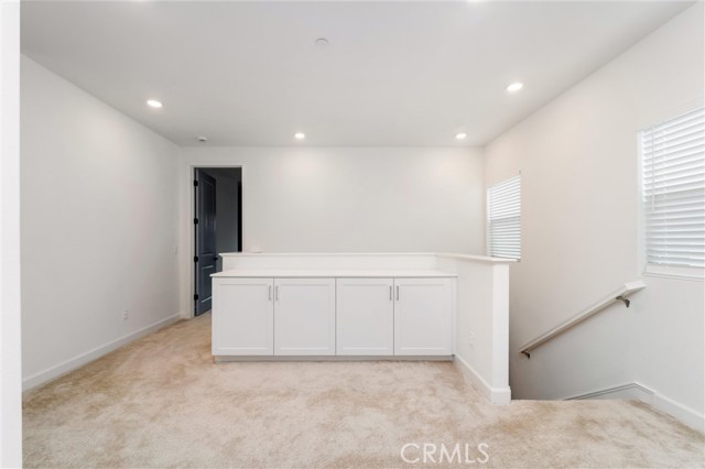 Detail Gallery Image 14 of 31 For 1532 Painted Cave, Chula Vista,  CA 91913 - 5 Beds | 3/1 Baths