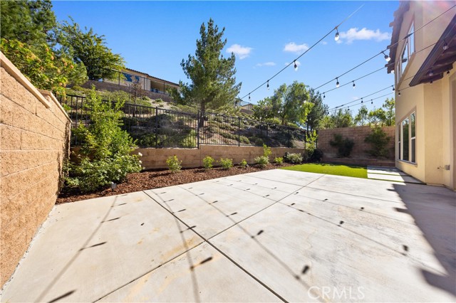 Detail Gallery Image 18 of 48 For 12000 Mirabel, Porter Ranch,  CA 91326 - 5 Beds | 4/1 Baths