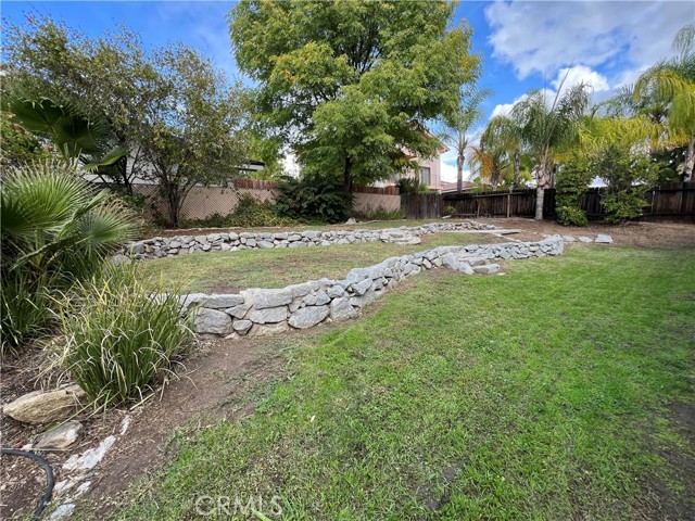 Detail Gallery Image 18 of 19 For 23230 Canyon Lake Dr N, Canyon Lake,  CA 92587 - 3 Beds | 2 Baths