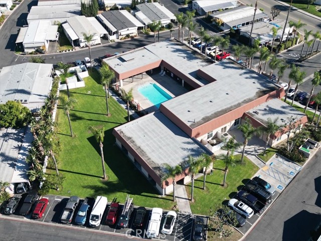 Detail Gallery Image 31 of 36 For 300 N Rampart St #127,  Orange,  CA 92868 - 4 Beds | 2 Baths