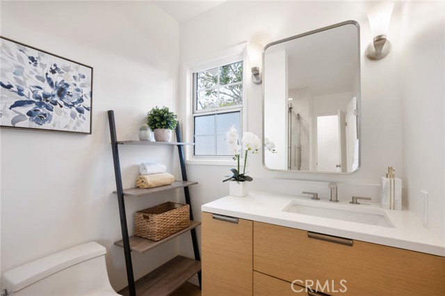 Detail Gallery Image 30 of 43 For 1707 Massena Ave, Redondo Beach,  CA 90277 - 4 Beds | 2 Baths