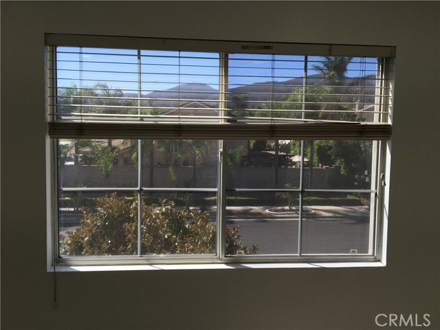 Detail Gallery Image 33 of 51 For 609 Raphael Dr, Corona,  CA 92882 - 4 Beds | 2/1 Baths