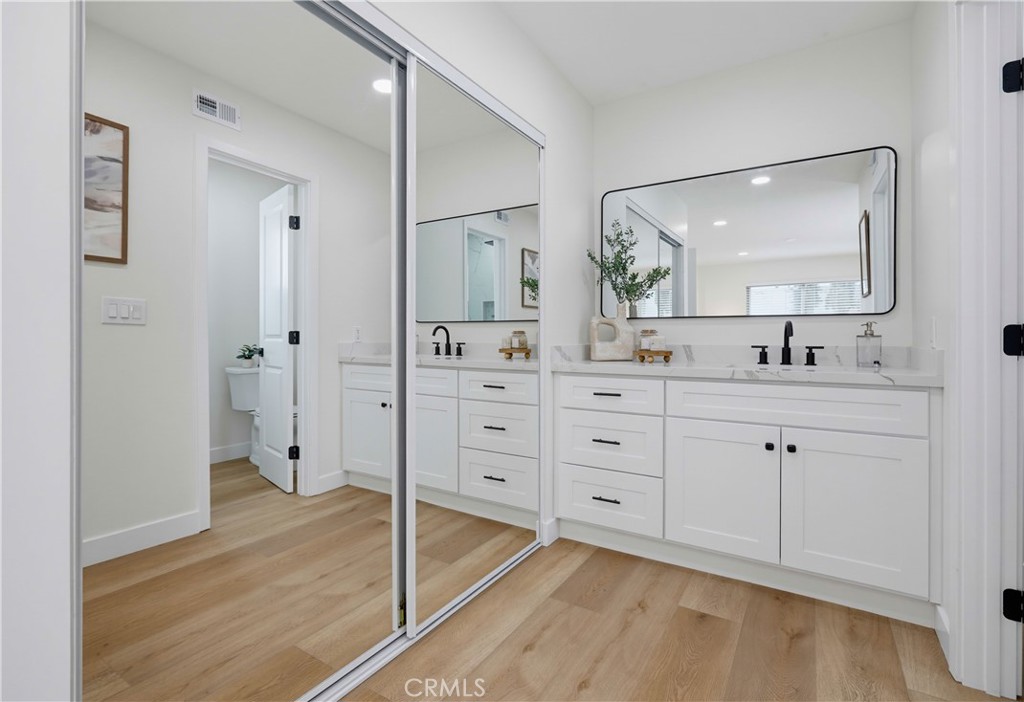 https://media.crmls.org/medias/fc42fadc-d9ba-45ea-b806-4f4feac097b2.jpg?preset=X-Large