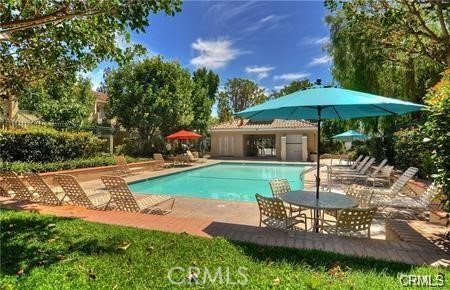 Detail Gallery Image 15 of 16 For 126 Cinnamon Teal, Aliso Viejo,  CA 92656 - 2 Beds | 2/1 Baths