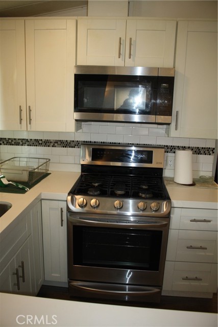 1900 Artesia Boulevard, Torrance CA: https://media.crmls.org/medias/fc436fdd-12a4-410b-9f9a-4195f7b7ebbf.jpg