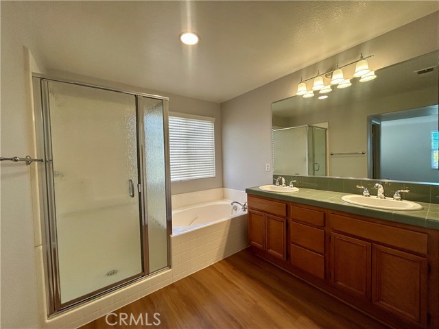 Detail Gallery Image 10 of 16 For 6982 Swiss, Chino,  CA 91710 - 4 Beds | 2/1 Baths