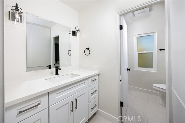 Detail Gallery Image 5 of 13 For 340 Cypress #2,  Laguna Beach,  CA 92651 - 2 Beds | 1 Baths
