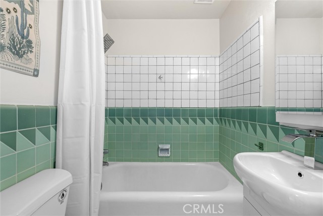 Detail Gallery Image 15 of 27 For 140 Linden Ave #516,  Long Beach,  CA 90802 - 1 Beds | 1 Baths