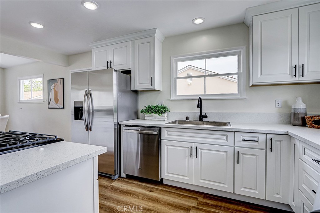 22005 Palos Verdes Boulevard